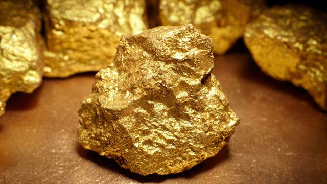 কোন দেশের কাছে সবচেয়ে বেশি সোনা আছে?
