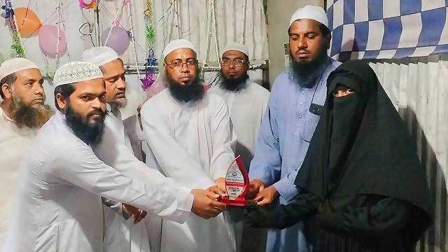 ৭ মাসে কোরআনের হাফেজ ছালমা আক্তার