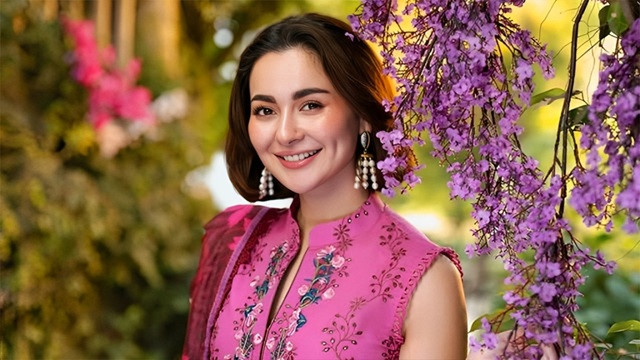বিশ্বের সুন্দরী অভিনেত্রীর তালিকায় হানিয়া আমির