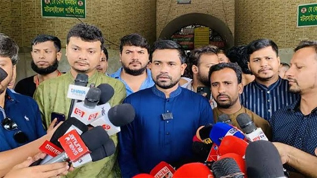 নুরকে বিদেশে পাঠানো নিয়ে টালবাহানা করছে সরকার