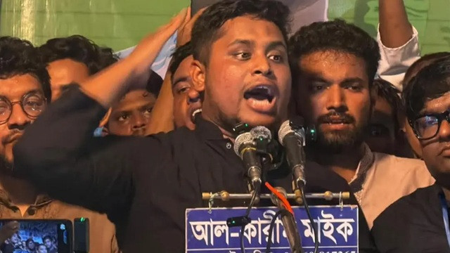 সরকারের কাছে ‘জাস্টিস কার্ড’ চাই : হাসনাত আবদুল্লাহ
