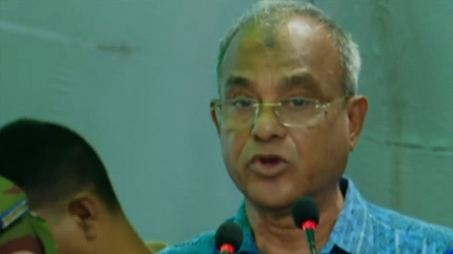 মুন্সিগঞ্জে পুলিশ ক্যাম্পে হামলায় ব্যবস্থা নেবে যৌথ বাহিনী: স্বরাষ্ট্র উপদেষ্টা