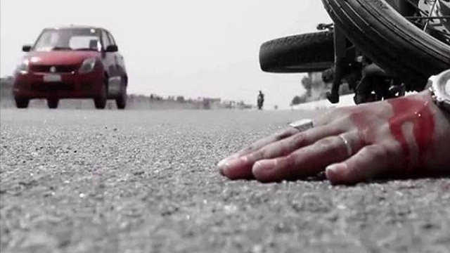 রাজধানীতে ট্রাকচাপায় প্রাণ গেল বাইসাইকেল আরোহীর