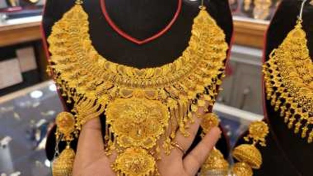 ফের বাড়ল সোনার দাম