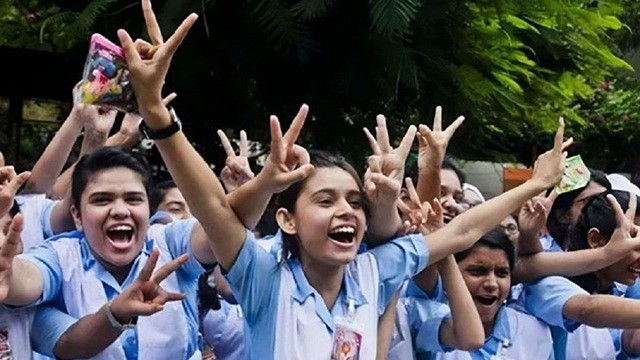 পাসের হারে দেশসেরা রাজশাহী, তলানিতে বরিশাল