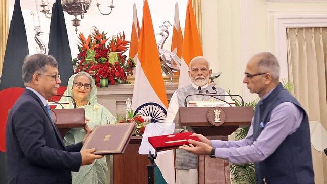 ১০ সমঝোতা স্মারক সই ক‌রল বাংলা‌দেশ-ভারত