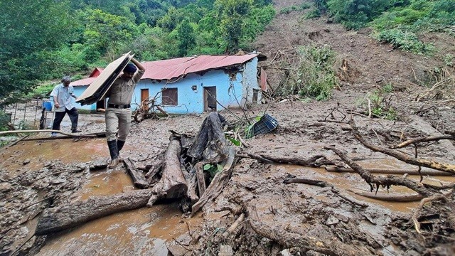 জলবায়ু পরিবর্তনে বিপর্যস্ত ভারত