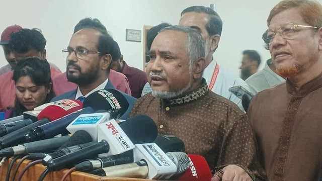 পিআর পদ্ধতিতে নির্বাচনের প্রস্তুতি রেখে নভেম্বরেই গণভোট চায় জামায়াত