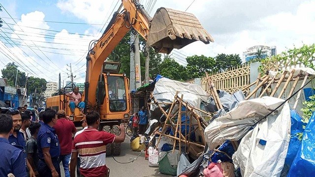 যশোর শহরে ২৫০ অবৈধ স্থাপনা উচ্ছেদ