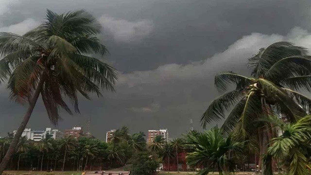 রাতের মধ্যে ঢাকাসহ ১০ অঞ্চলে ঝড়ের আশঙ্কা