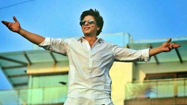 শাহরুখের বাড়িতে বেআইনি কাজের অভিযোগ, হানা প্রশাসনের