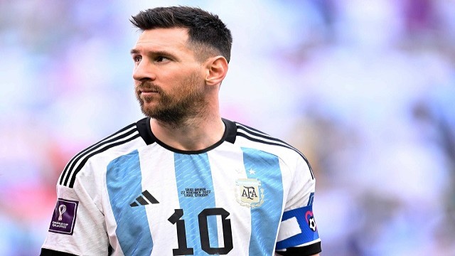 ভারত সফরে আসছেন মেসি, কোহলিদের সঙ্গে খেলবেন ক্রিকেট!