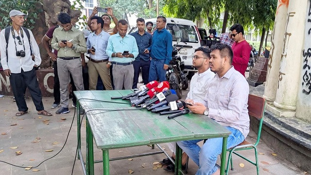 ডাকসু নির্বাচন থেকে সরে দাঁড়ালেন মাহিন সরকার