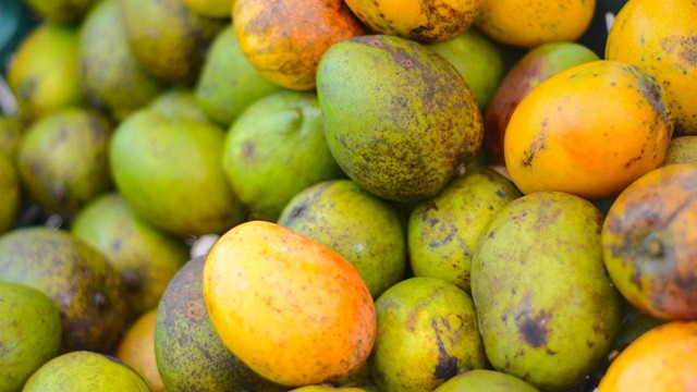 প্রতিদিন একটি আম খেলে কী হয়?