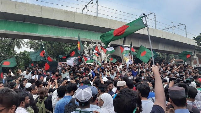 স্বৈরাচার পতনের একমাস পূর্তিতে ছাত্র-জনতার ‘শহীদি মার্চ’ শুরু