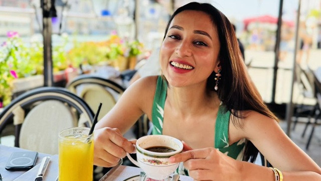 ভেনিসের অলিতে গলিতে মিমি চক্রবর্তী