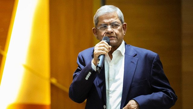 বহুদলীয় গণতন্ত্রের সঙ্গে রাজনীতি ও অর্থনীতিতে মৌলিক পরিবর্তন এনেছিল বিএনপি