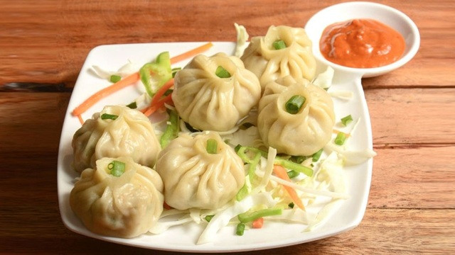 মোমো খাচ্ছেন, শরীরের বড় কোনো ক্ষতি হচ্ছে না তো?