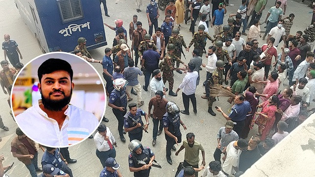 ছাত্রলীগ নেতাকে বহন করা প্রিজনভ্যান ঘিরে ছাত্র-জনতার বিক্ষোভ, ফাঁসি দাবি