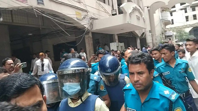 আওয়ামী লীগ নেতা শাহে আলম মুরাদ ৫ দিনের রিমান্ডে