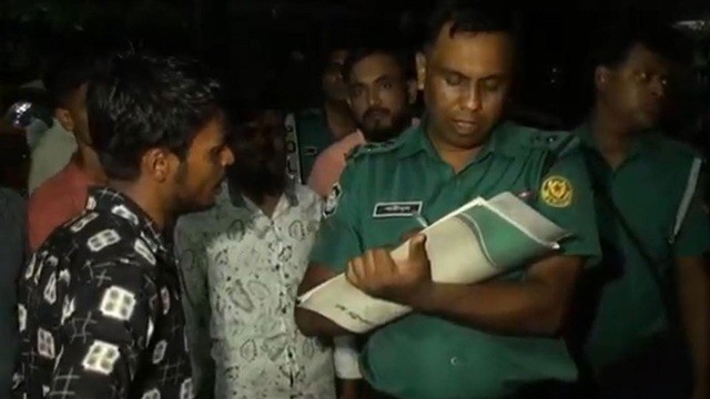 চায়ের দোকান থেকে ডেকে নিয়ে যুবককে কুপিয়ে হত্যা