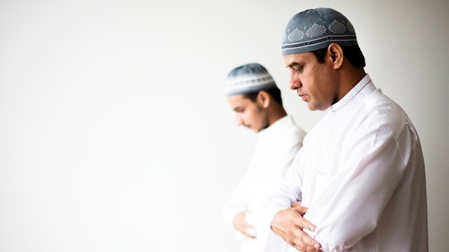 স্মৃতি হারানো ব্যক্তি নামাজ পড়বেন যেভাবে