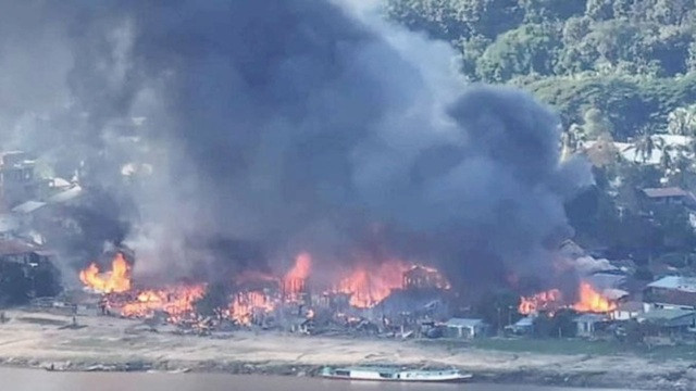 মিয়ানমারে নির্বাচনের আবহে বিমান অভিযান জান্তার, নিহত ৩৬