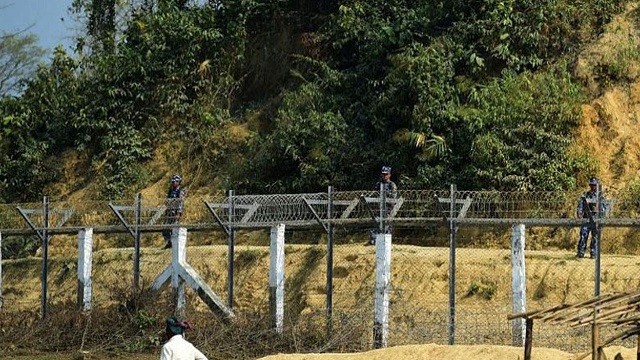 মিয়ানমার থেকে পালিয়ে আসা সেনার সংখ্যা ১০০ ছাড়াল