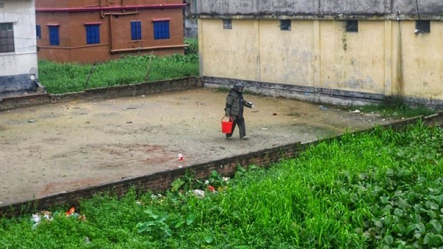 রূপগঞ্জের ‘জঙ্গি আস্তানা’ থেকে বোমা উদ্ধার