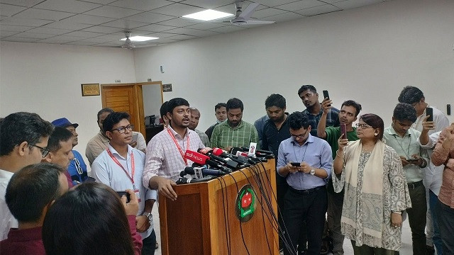 বৈঠকে দুই ঘণ্টা নিশ্চুপ ছিলেন সিইসি : নাসীরুদ্দীন পাটওয়ারী
