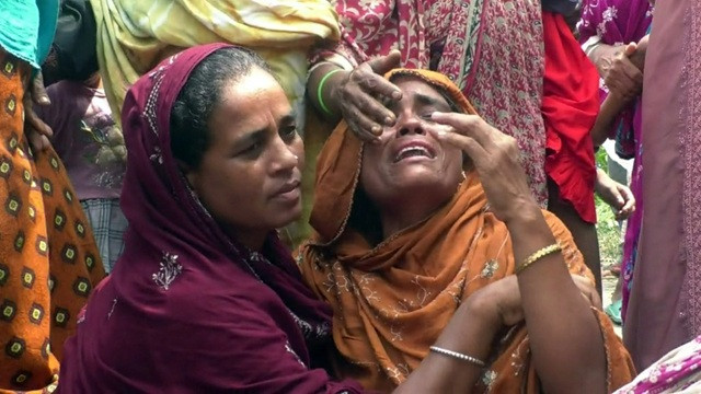 নাটোরে পাশাপাশি রুমে ঝুলছিল স্বামী-স্ত্রীর মরদেহ