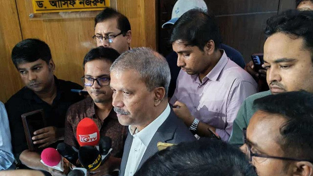 কয়েক সপ্তাহের মধ্যে সুপ্রিম কোর্ট সচিবালয়ের প্রস্তাব পেশ : আইন উপদেষ্টা