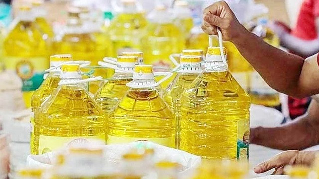 সয়াবিন তেলের দাম লিটারে বাড়ল ৬ টাকা
