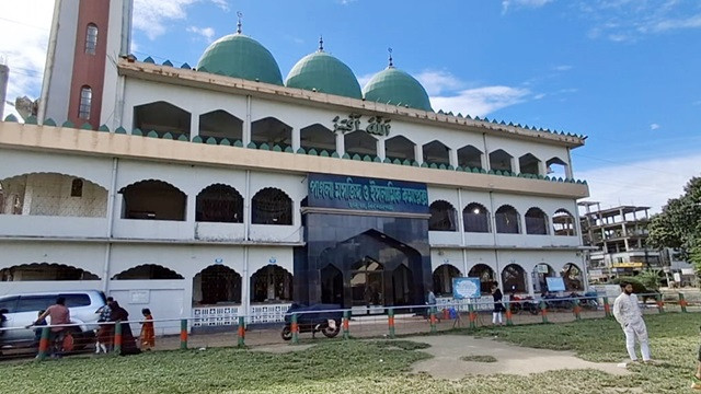 পাগলা মসজিদের দানবাক্সে মিললো রেকর্ড ৮ কোটি ২১ লাখ টাকা