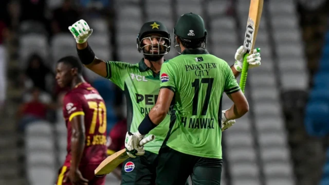 আফ্রিদিরআফ্রিদির ৪ উইকেটের পর অভিষিক্ত হাসানের ঝড়ে জিতল পাকিস্তান ৪ উইকেটের পর অভিষিক্ত হাসানের ঝড়ে জিতল পাকিস্তান