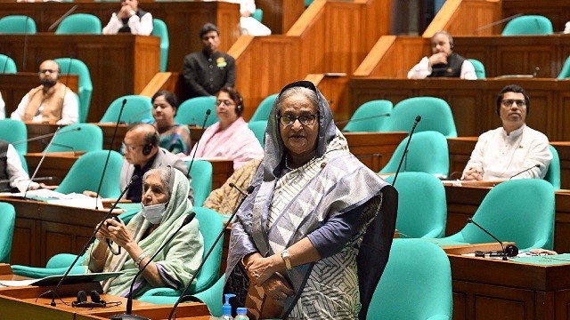 পণ্যের অস্বাভাবিক মূল্যবৃদ্ধি অনেকাংশে সংযত করতে পেরেছি