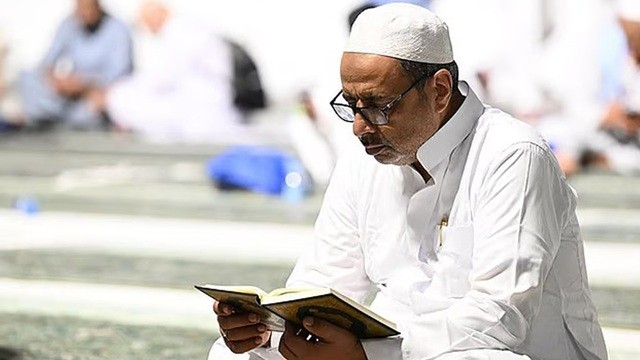 হজযাত্রীদের ২৫ লাখ কোরআনের কপি উপহার সৌদির