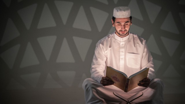 স্বপ্নে কোরআন তিলাওয়াত করার ব্যাখ্যা কী?