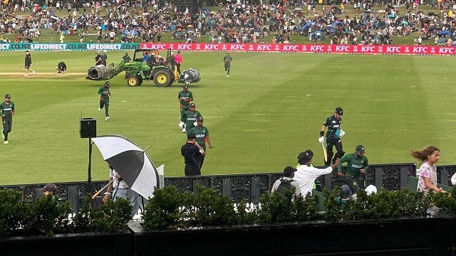 বৃষ্টি আইনে হেরে সিরিজ ড্র করল বাংলাদেশ