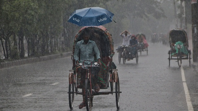 দেশজুড়ে অব্যাহত বৃষ্টির সম্ভাবনা