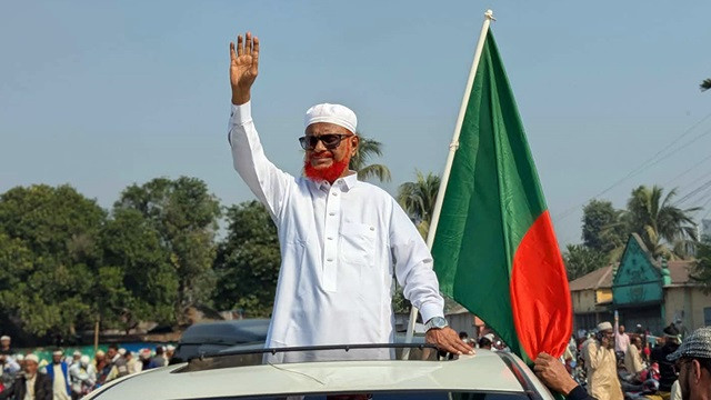 সবাই রাজি, তাহলে কেন গণভোট নির্বাচনের আগেই হবে না?