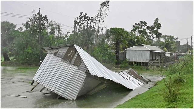 ঘূর্ণিঝড় রেমালে চট্টগ্রামে ৪২ কোটি ৭২ লাখ টাকার ক্ষয়ক্ষতি