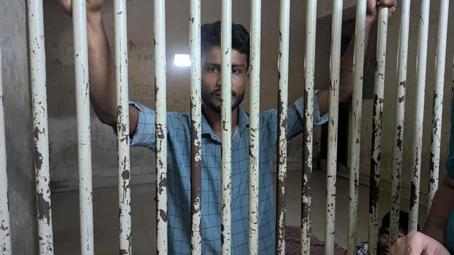 সেই রিকশাচালকের জামিন, মুক্তিতে বাধা নেই