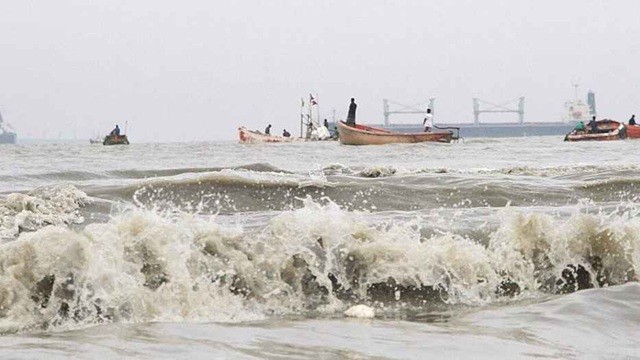 সন্ধ্যার মধ্যে ছয় অঞ্চলে ঝড়ের আভাস