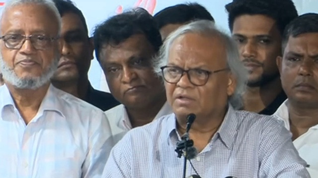 ডাকসু-জাকসুতে জালিয়াতি করে নির্দিষ্ট সংগঠনকে জয়ী করেছে কর্তৃপক্ষ: রিজভী