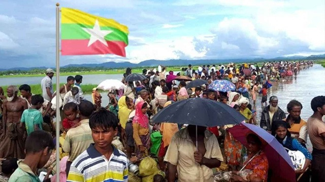 মিয়ানমার থেকে বাংলাদেশে আসা রোহিঙ্গাদের একাংশ। ছবি-সংগৃহীত