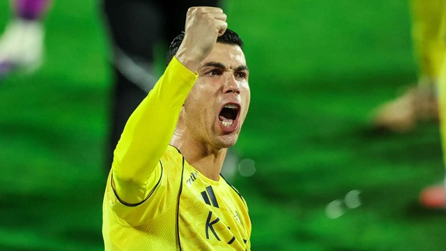 রোনালদোর জোড়া গোলে শীর্ষে আল নাসর