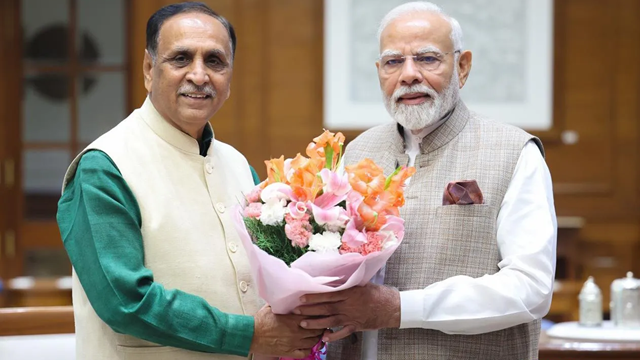 ভারতে বিধ্বস্ত বিমানে ছিলেন গুজরাটের সাবেক মুখ্যমন্ত্রী