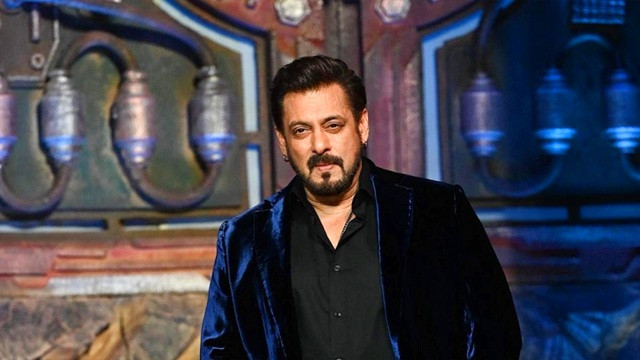 পাক-ভারত যুদ্ধবিরতির মাঝে বিতর্কে জড়ালেন সালমান