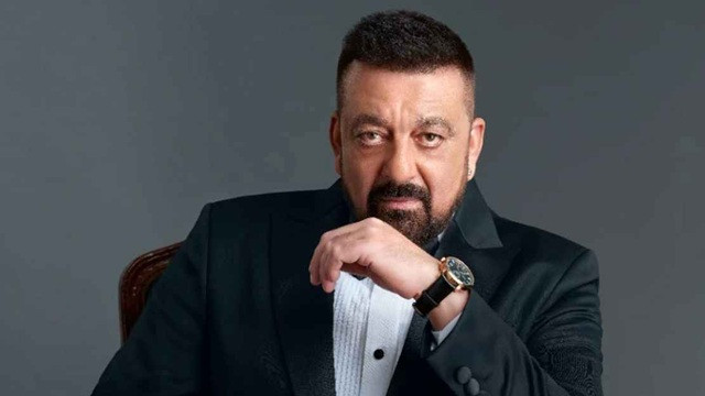 পাপারাজ্জিদের জোর করে মদ্যপান করাতেন সঞ্জয় দত্ত